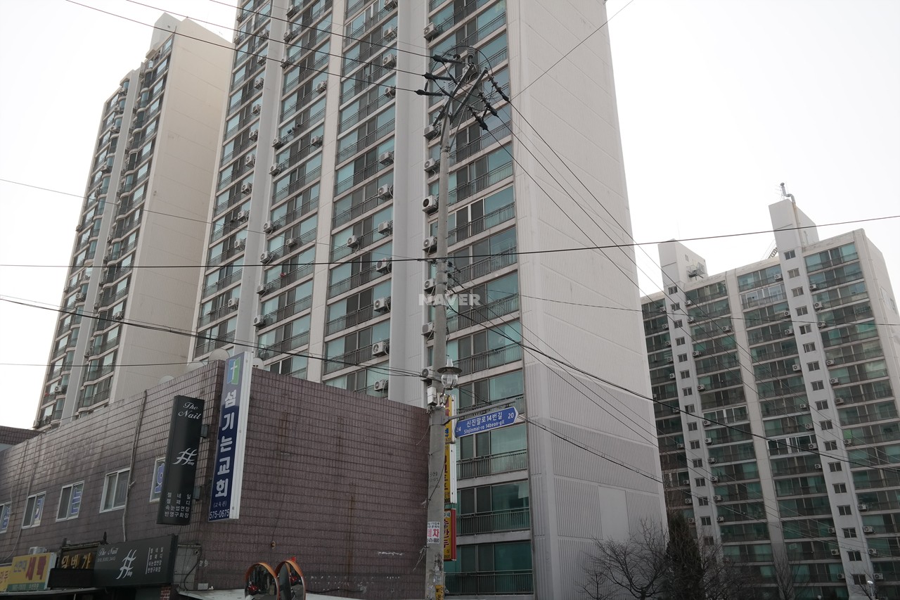 Building entrance with signage