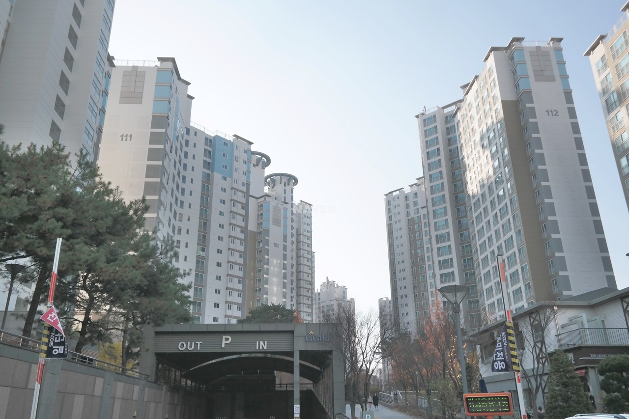 Building entrance with signage