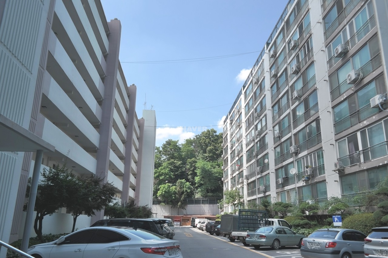 Building entrance with signage