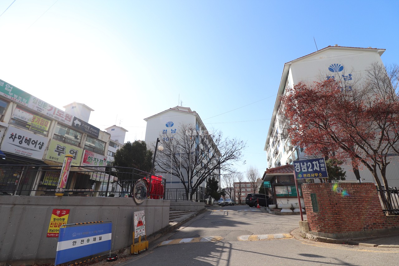 Building entrance with signage