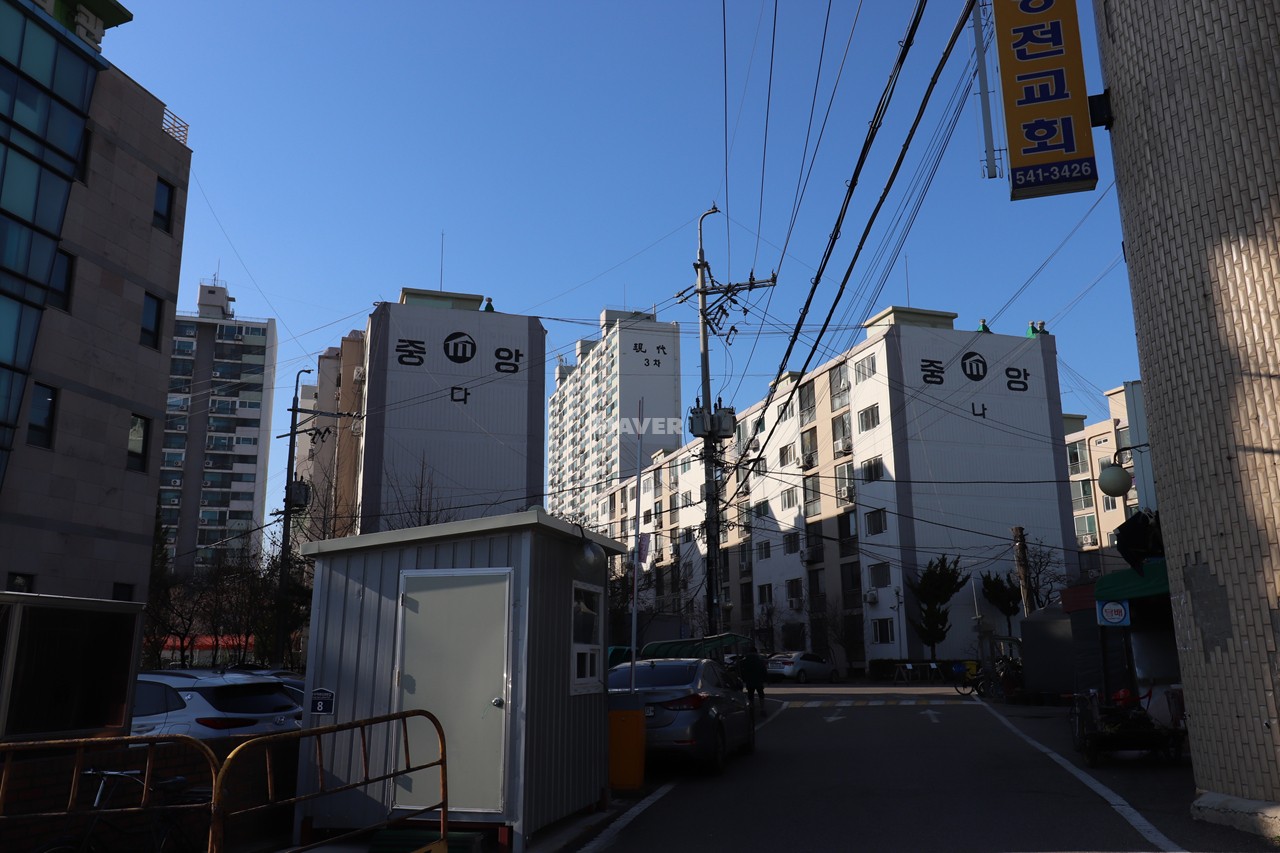 Building entrance with signage