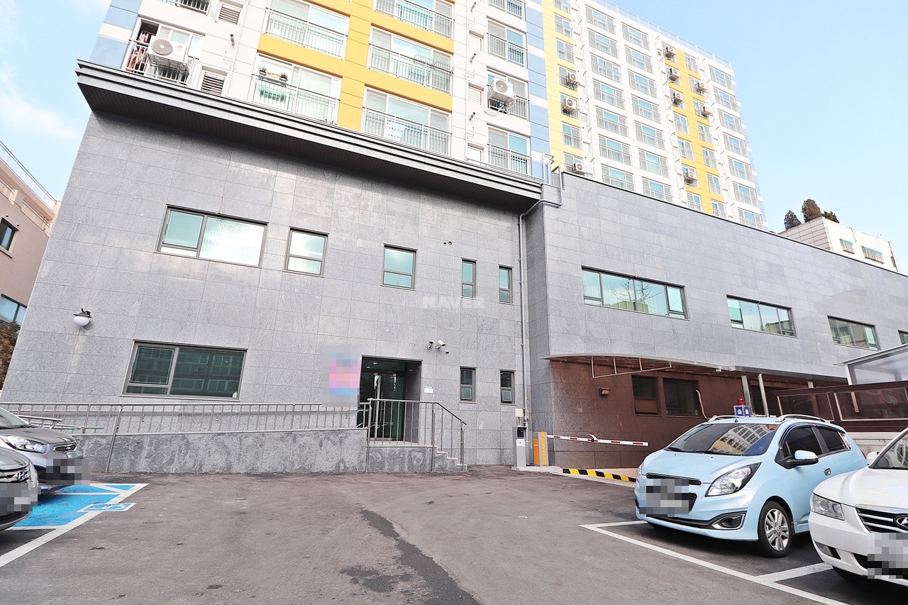 Building entrance with signage