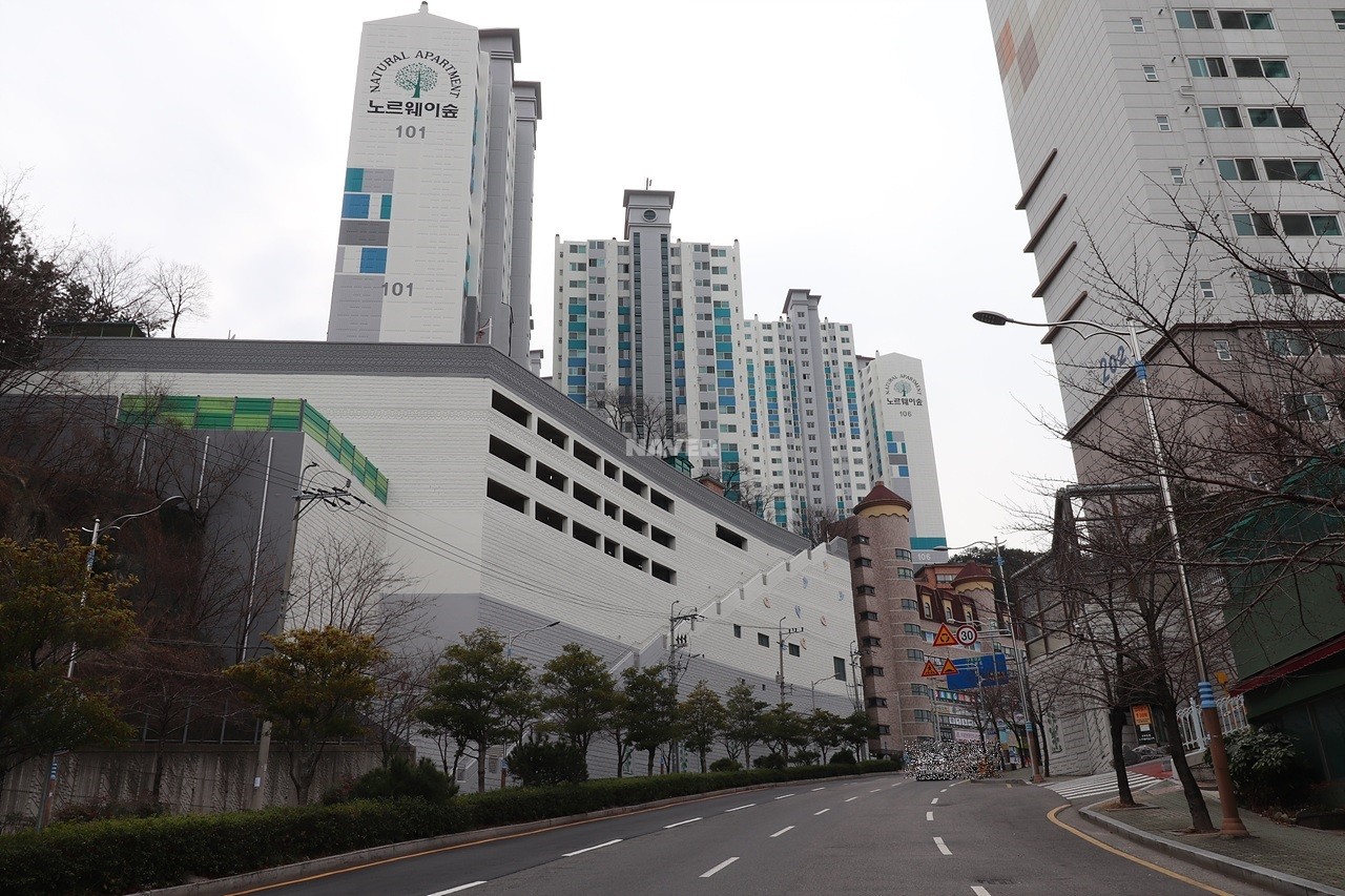 Building entrance with signage