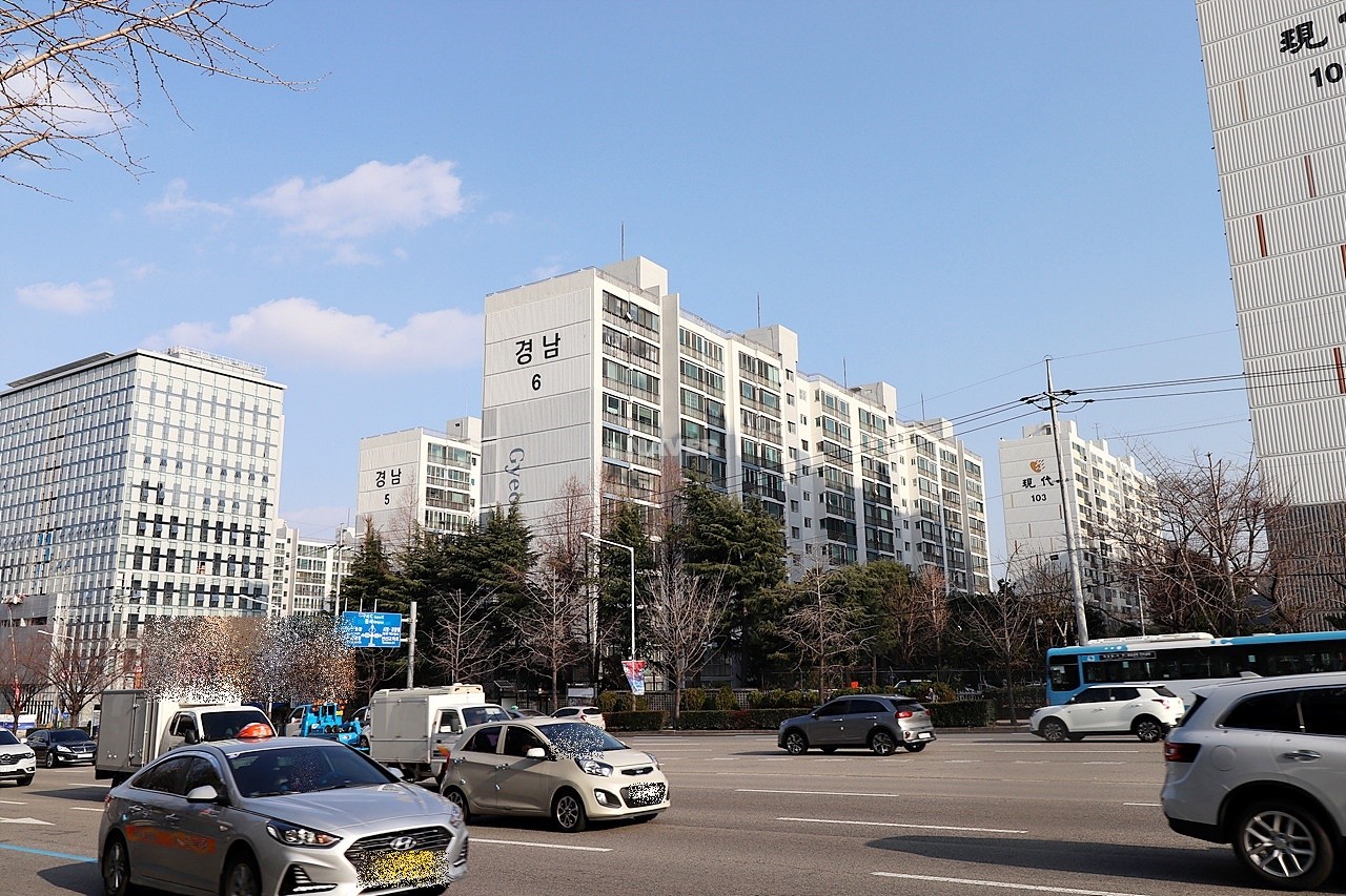 Building entrance with signage