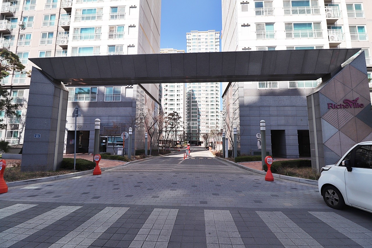 Building entrance with signage