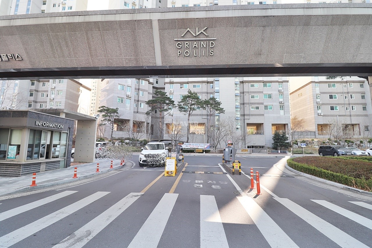 Building entrance with signage