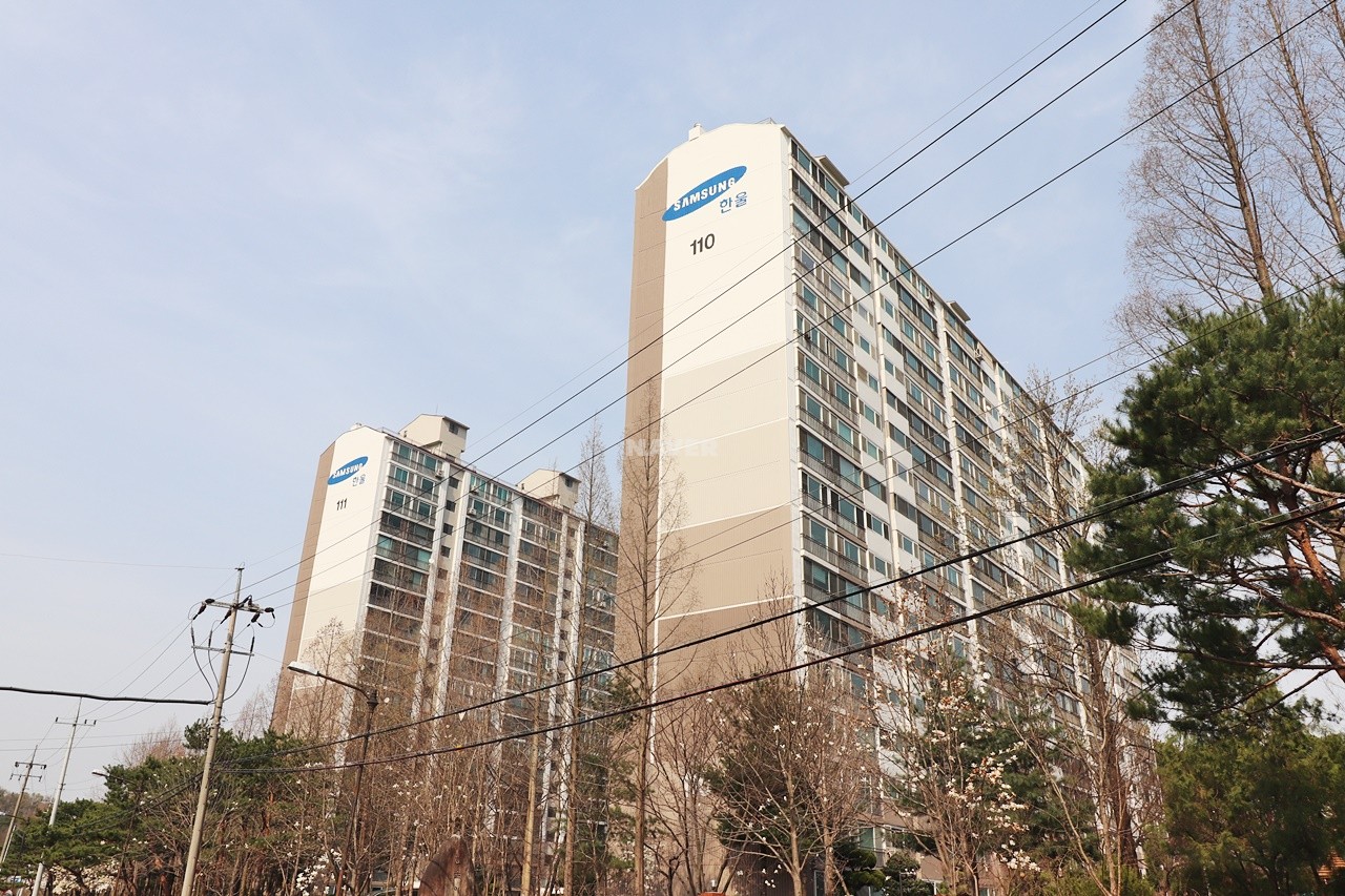 Building entrance with signage