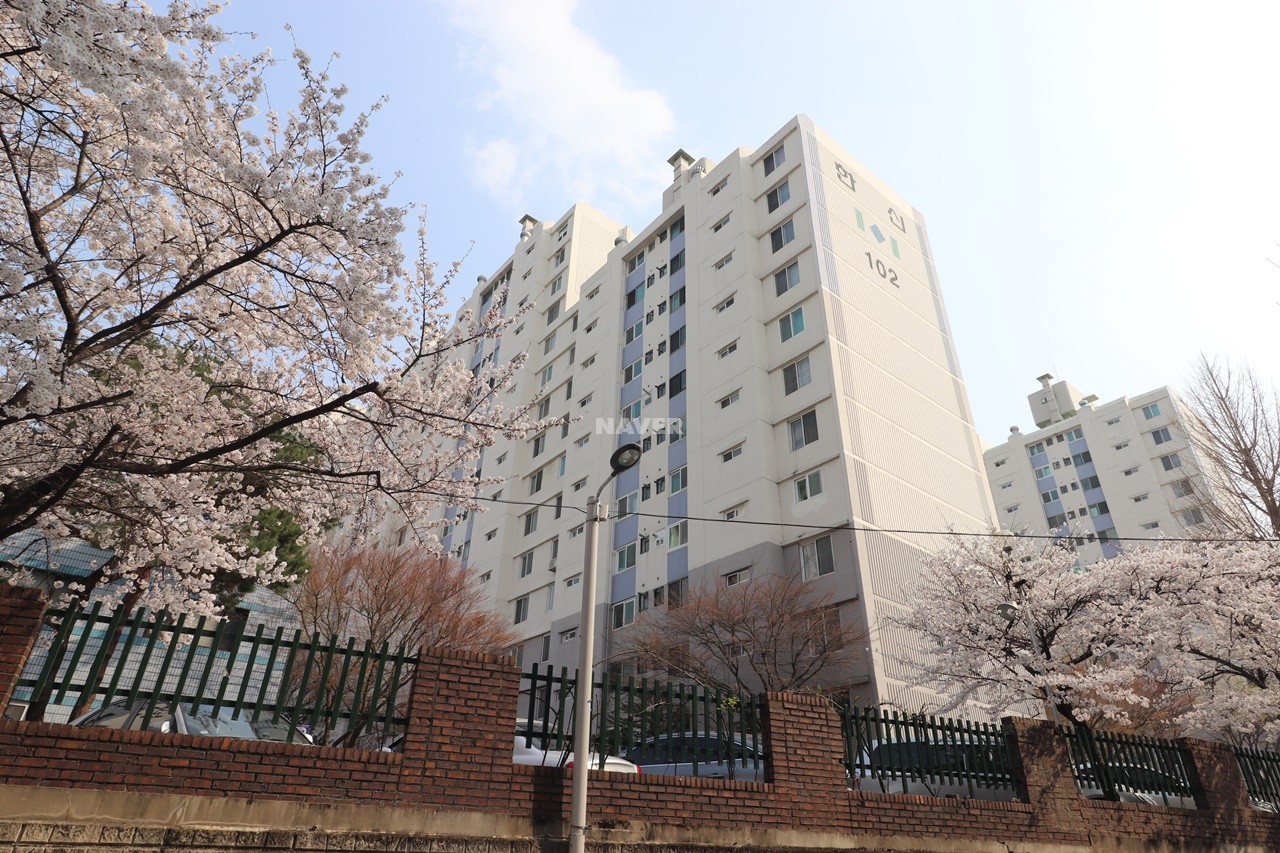 Building entrance with signage