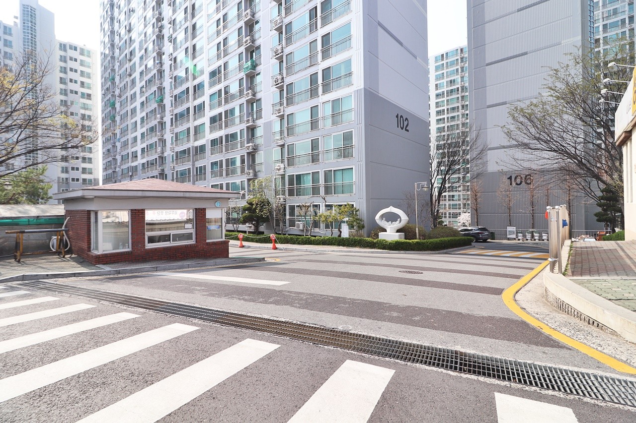 Building entrance with signage