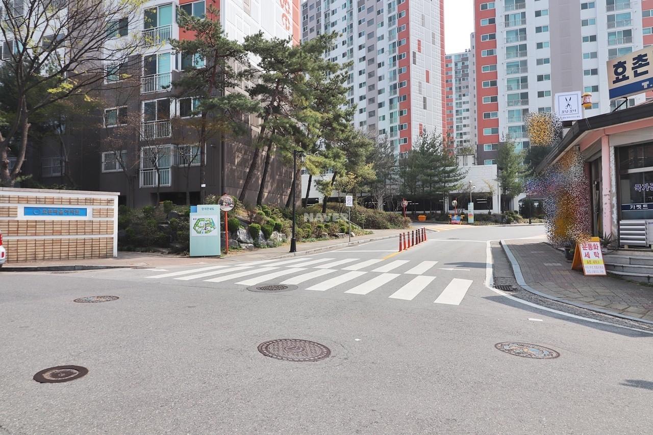 Building entrance with signage