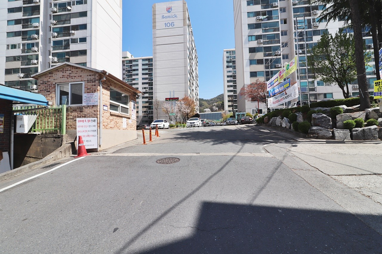 Building entrance with signage