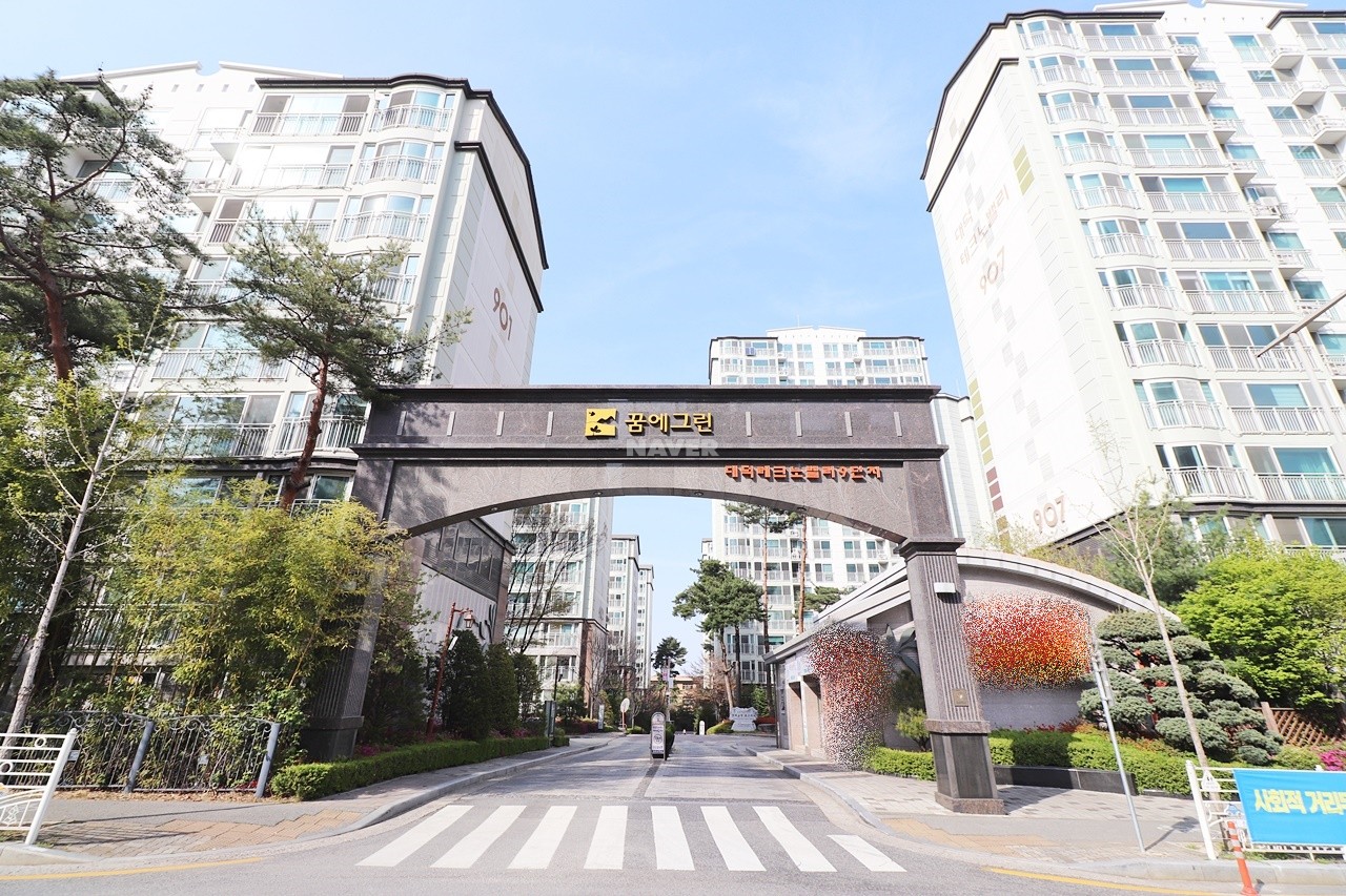 Building entrance with signage