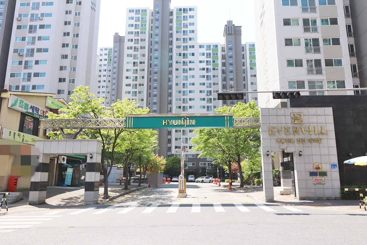 Building entrance with signage