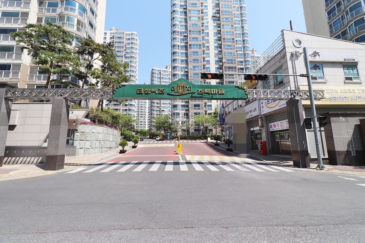 Building entrance with signage