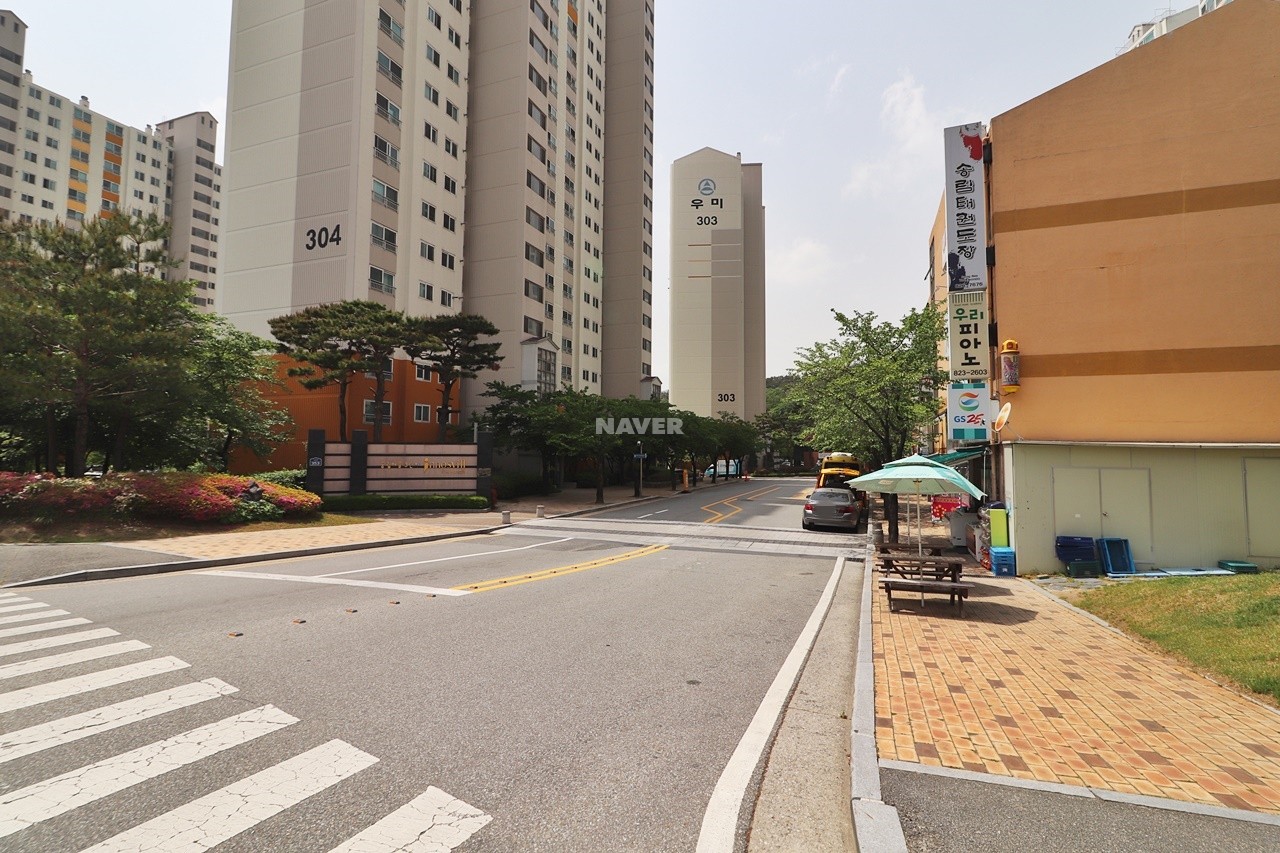 Building entrance with signage