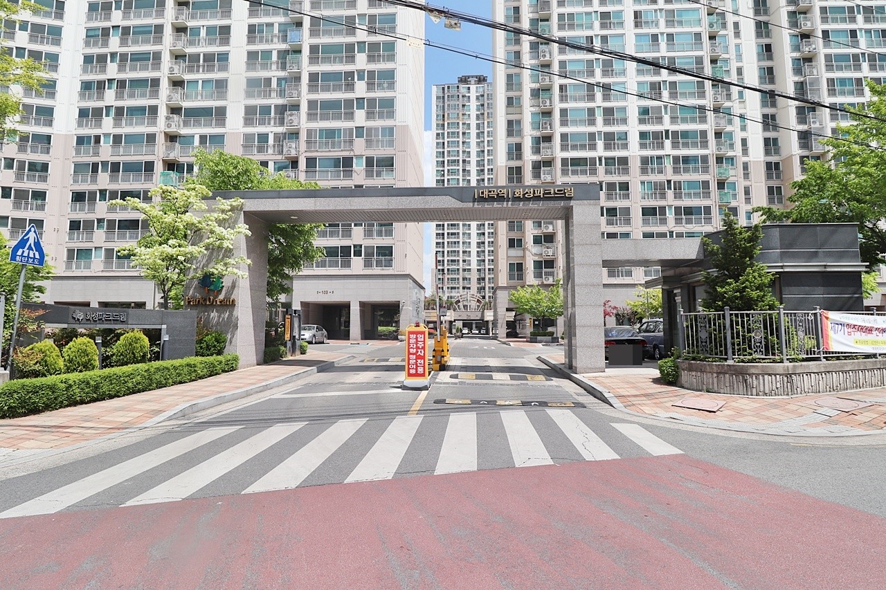 Building entrance with signage