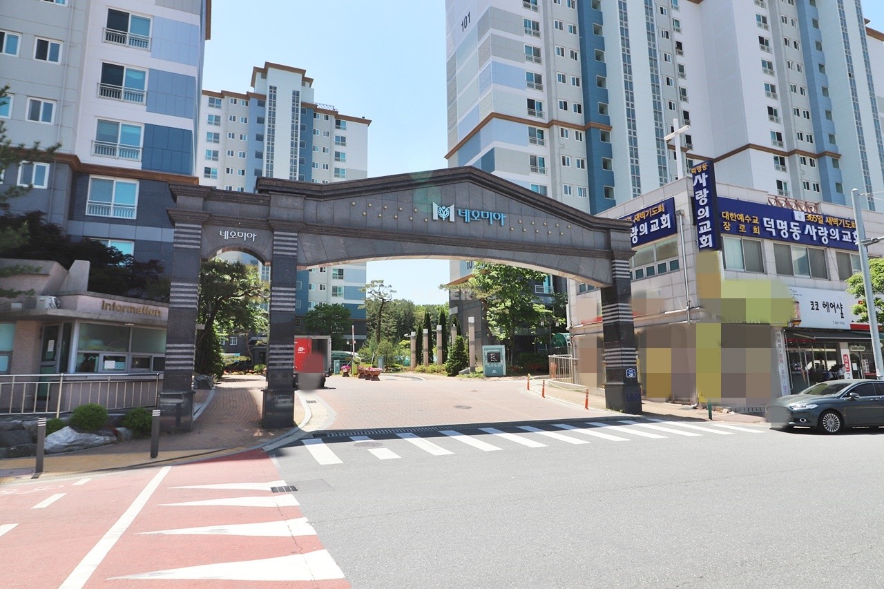 Building entrance with signage