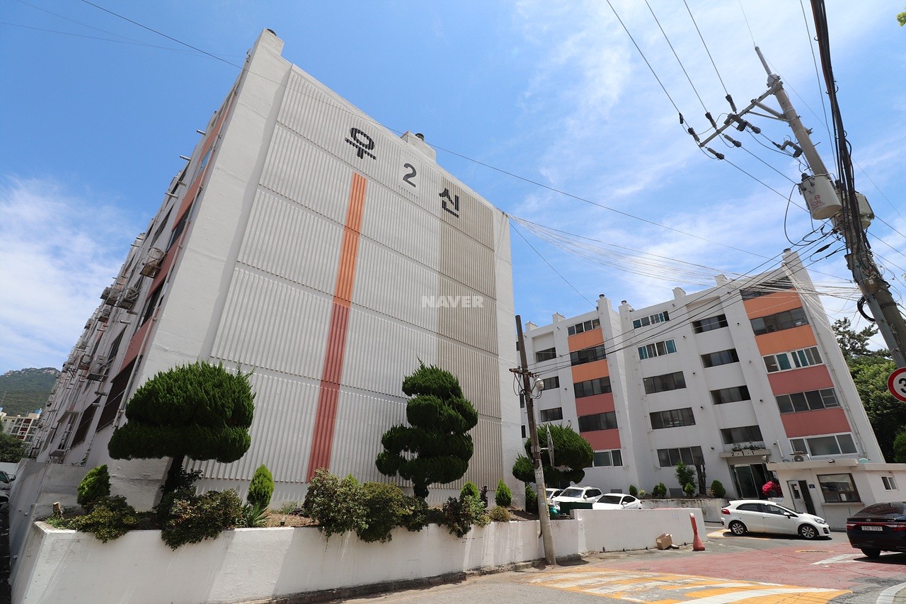 Building entrance with signage