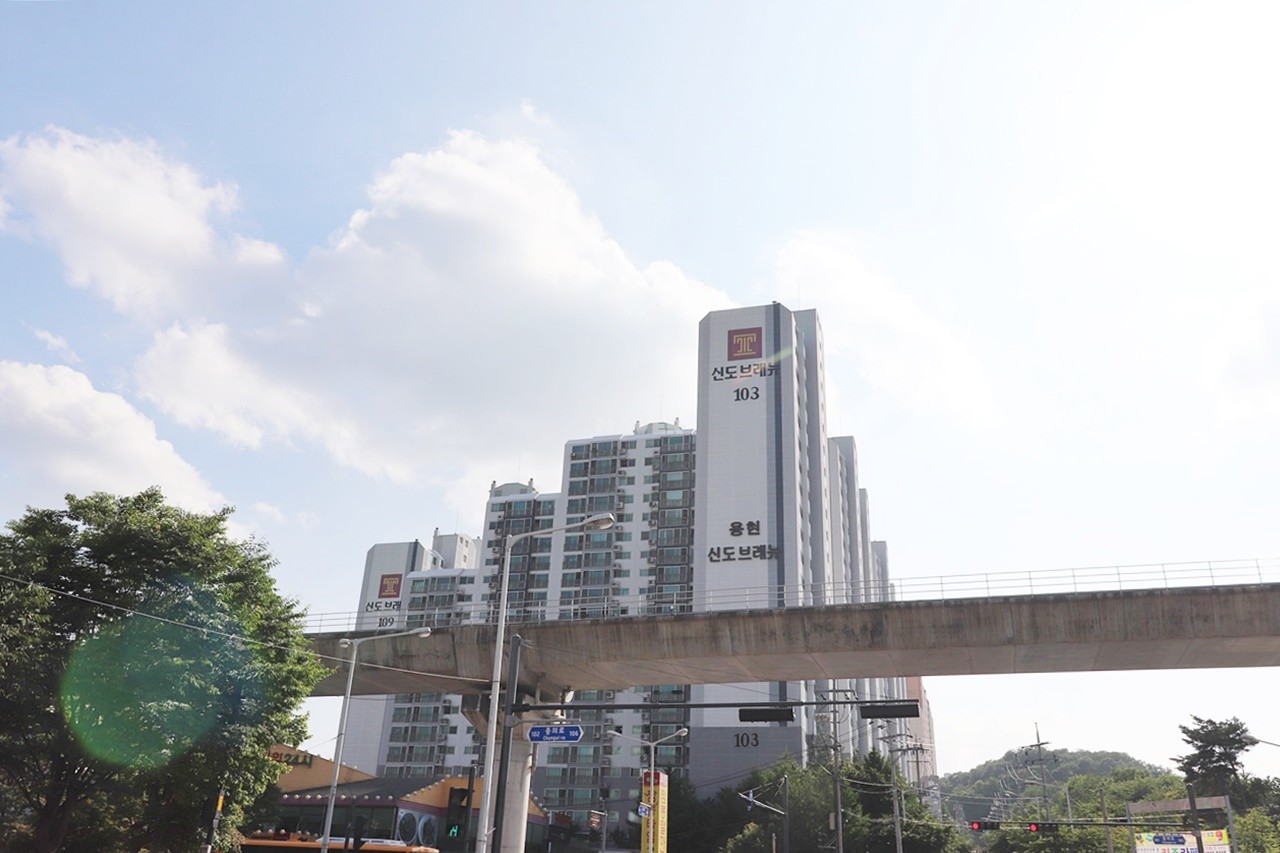 Building entrance with signage