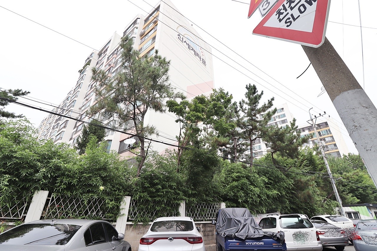 Building entrance with signage