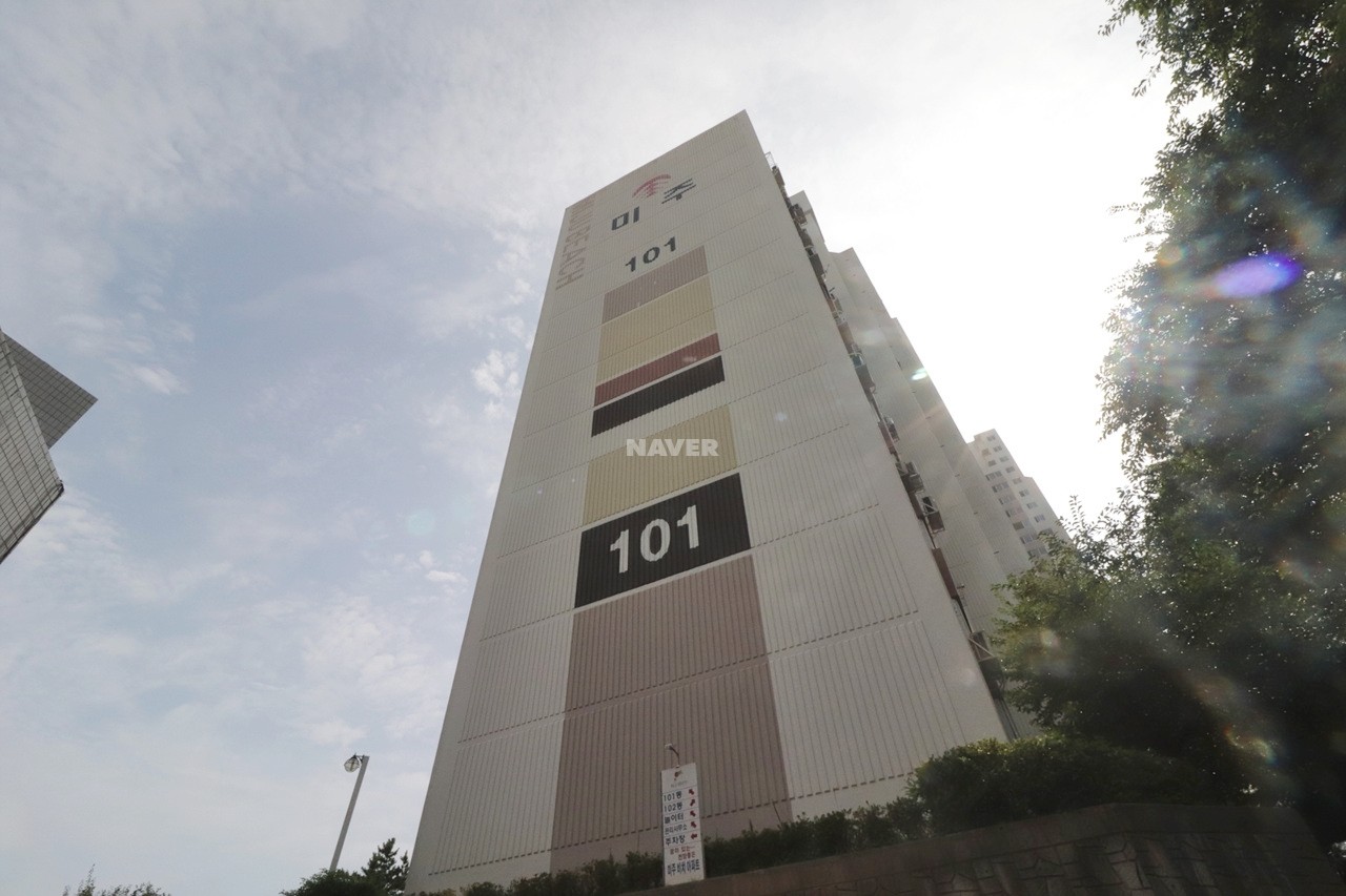 Building entrance with signage