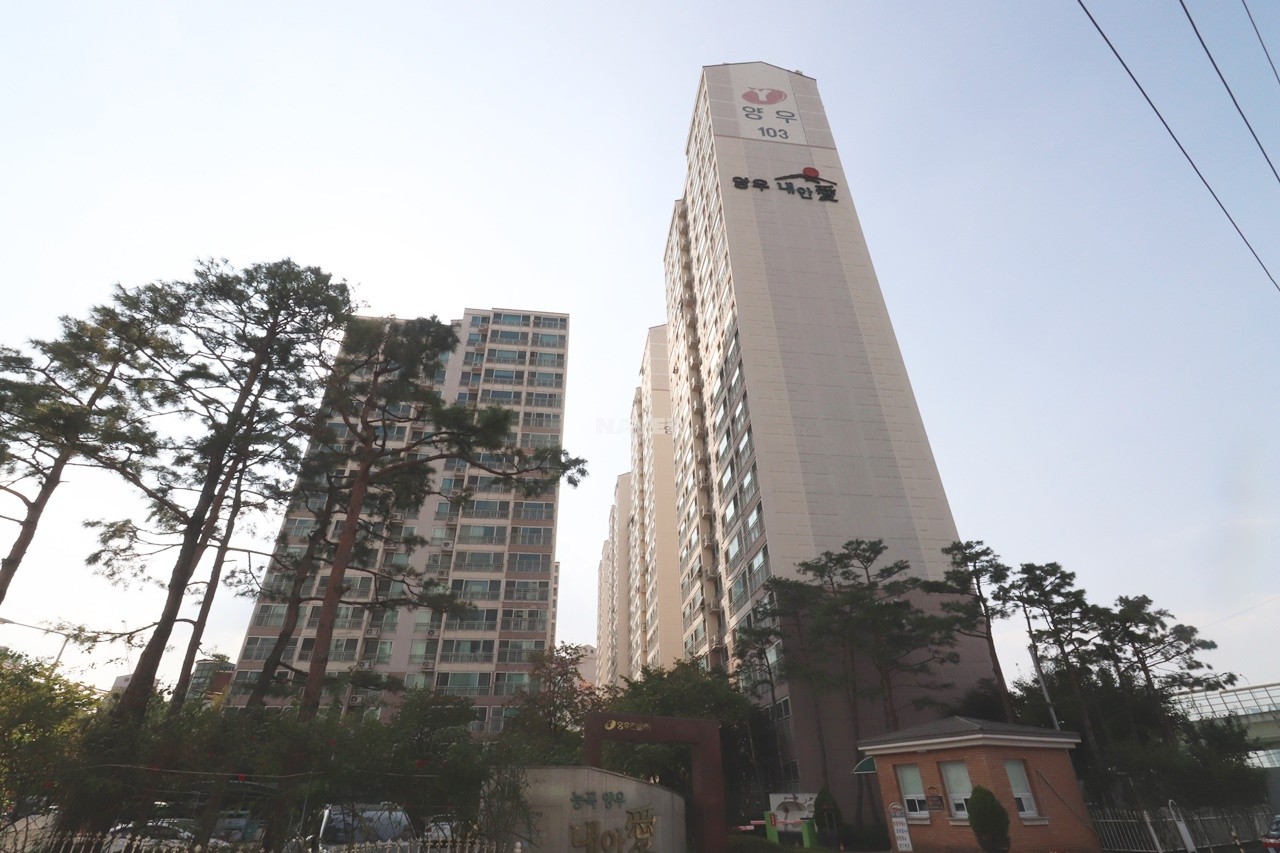 Building entrance with signage
