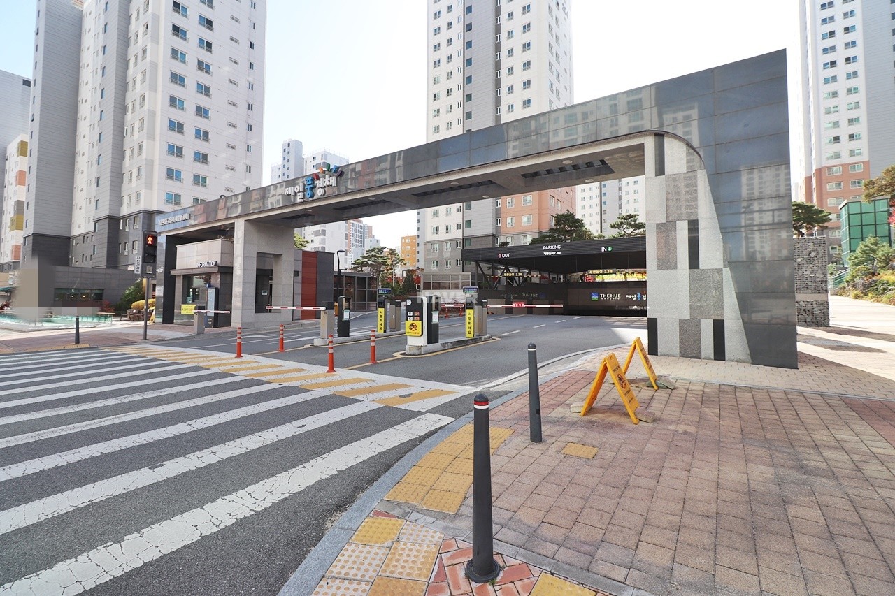 Building entrance with signage