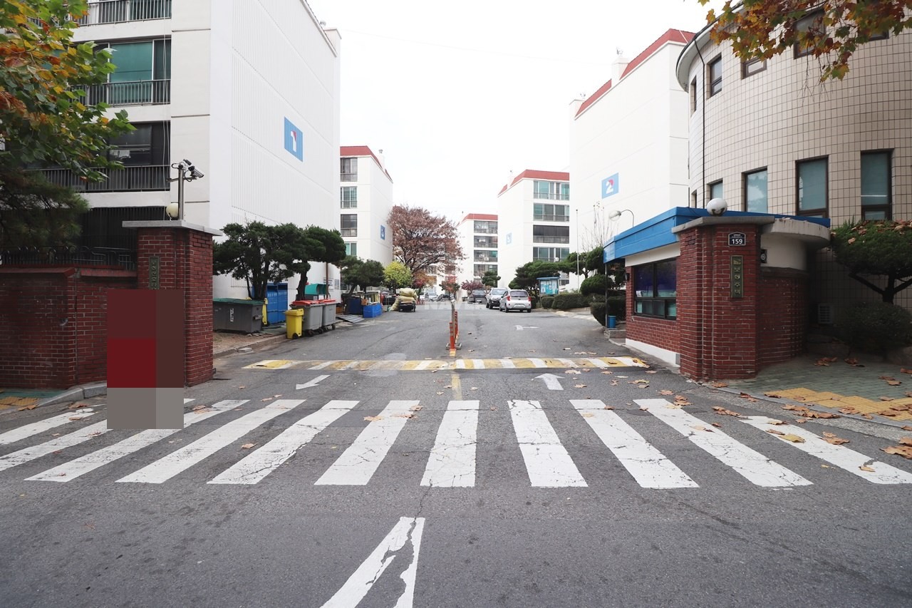 Building entrance with signage