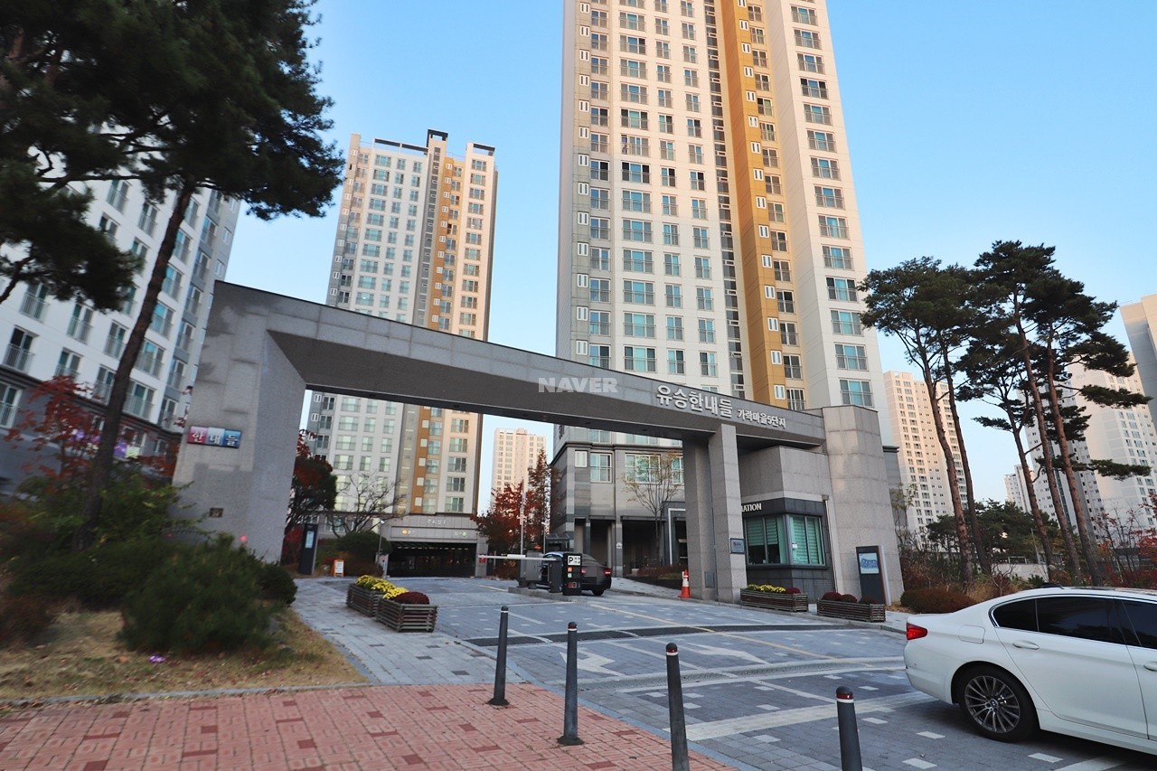 Building entrance with signage
