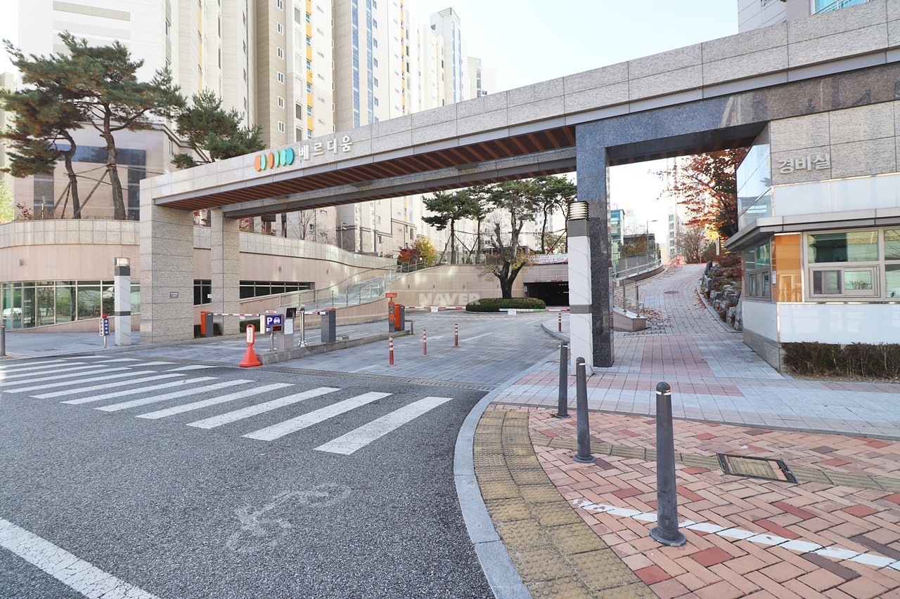 Building entrance with signage
