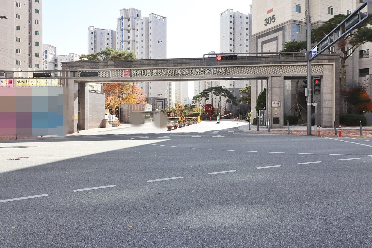 Building entrance with signage