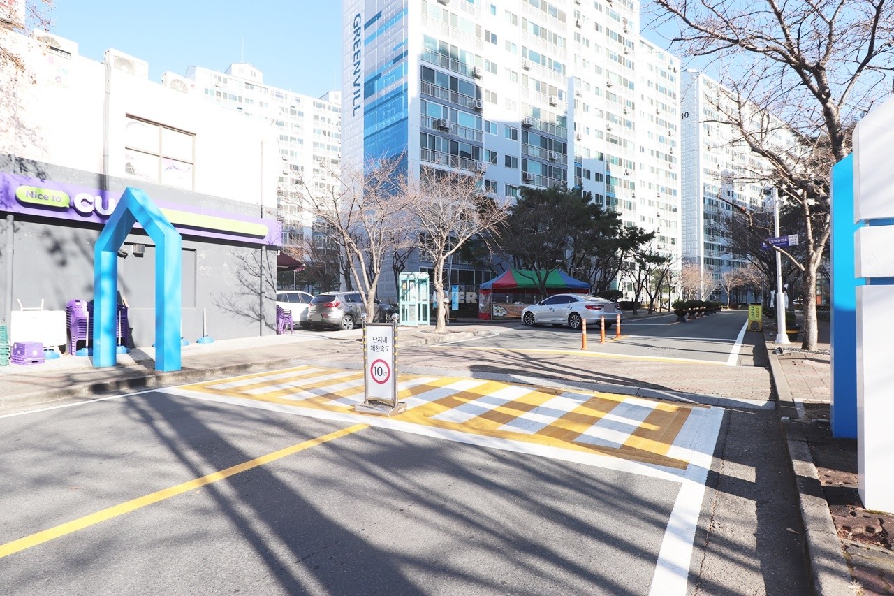 Building entrance with signage