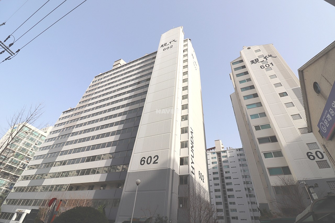 Building entrance with signage
