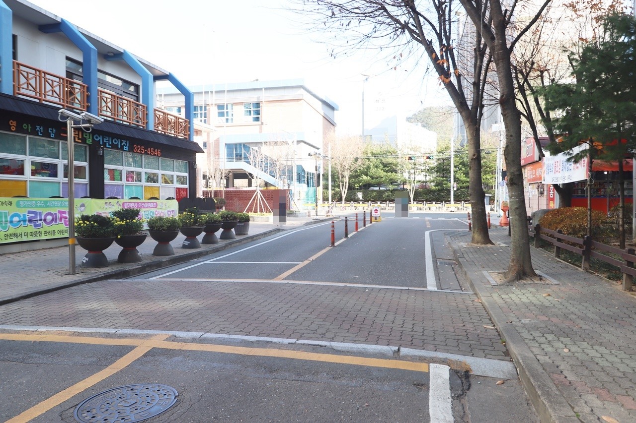 Building entrance with signage