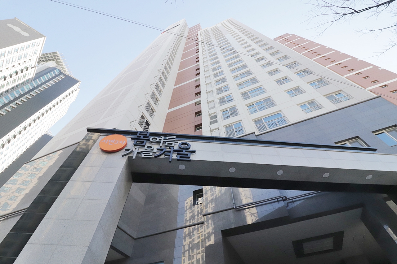 Building entrance with signage