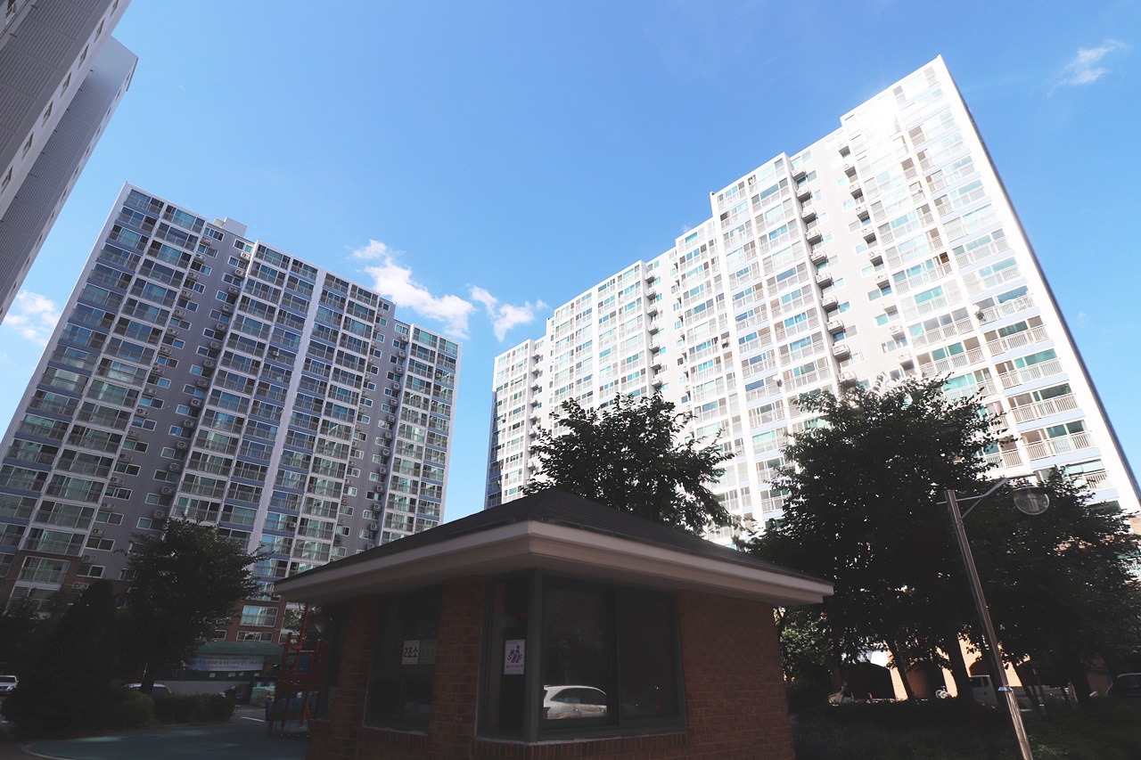 Building entrance with signage