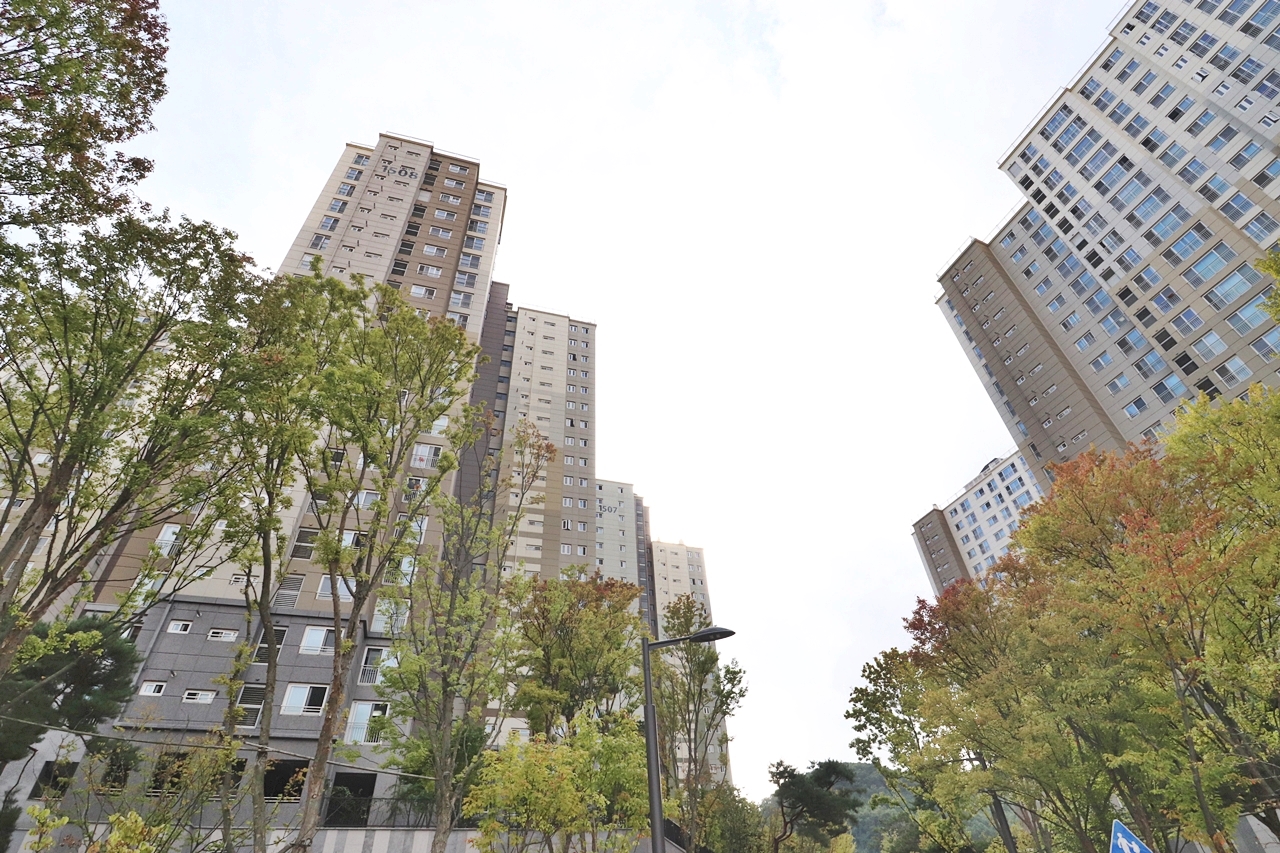 Building entrance with signage