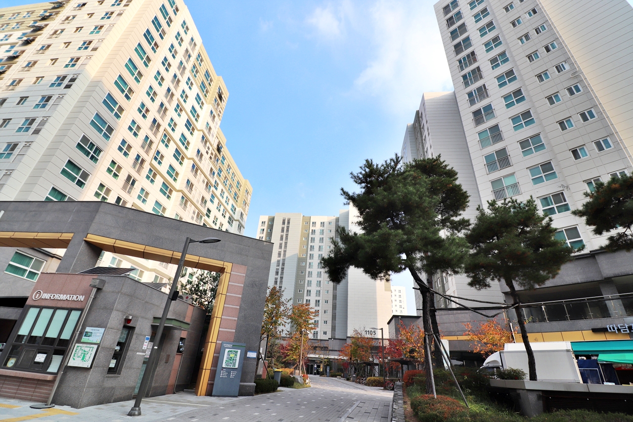 Building entrance with signage