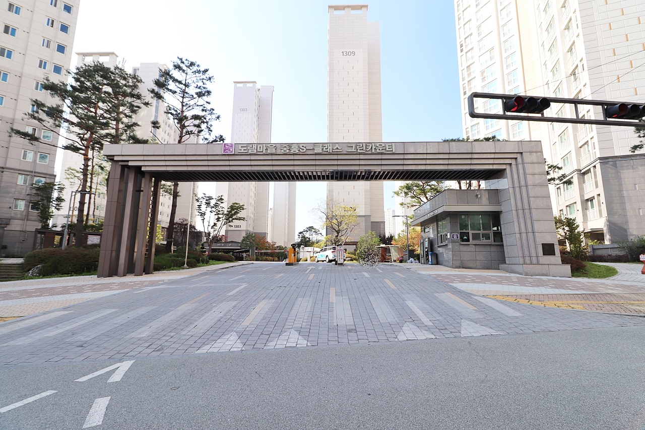 Building entrance with signage