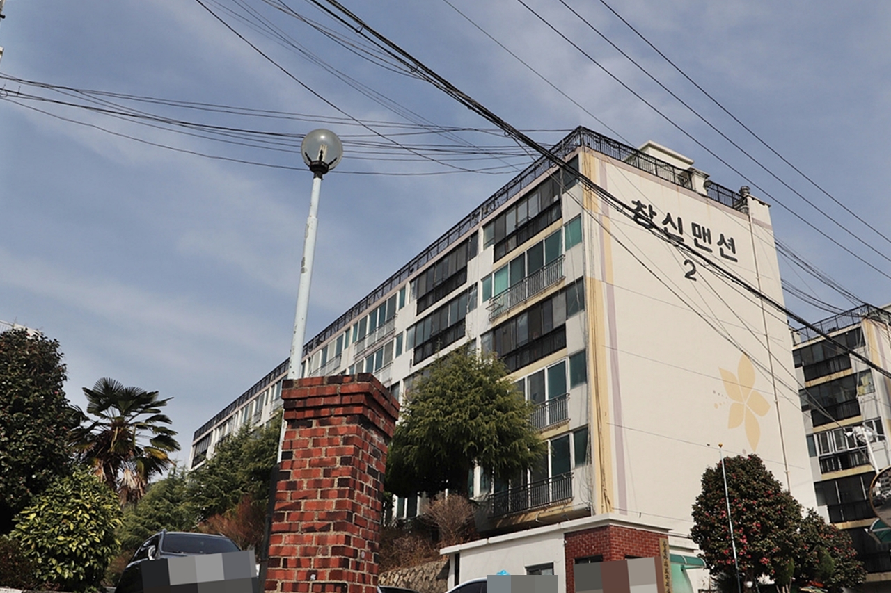 Building entrance with signage