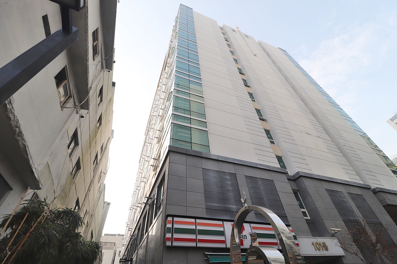 Building entrance with signage