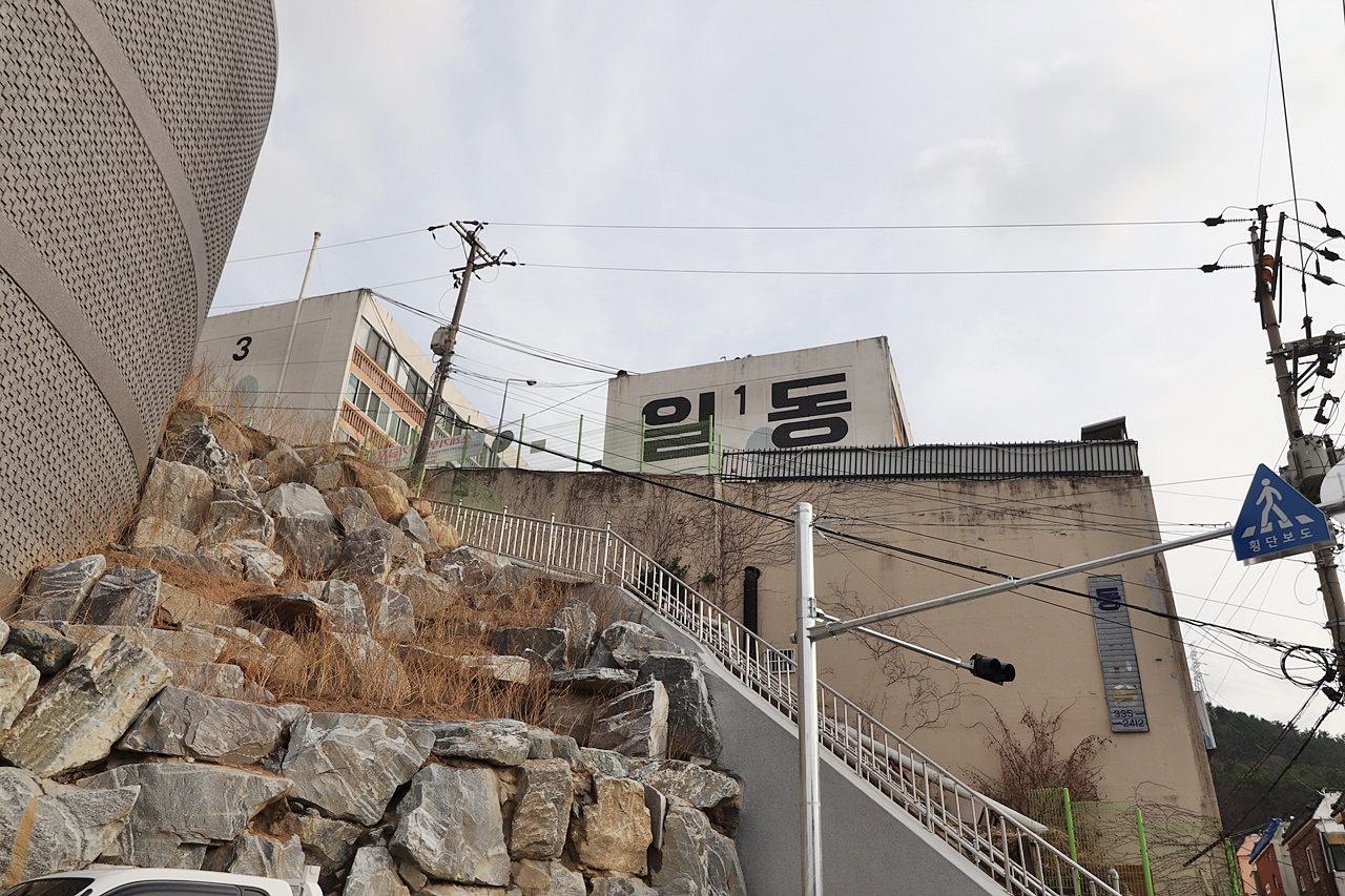 Building entrance with signage