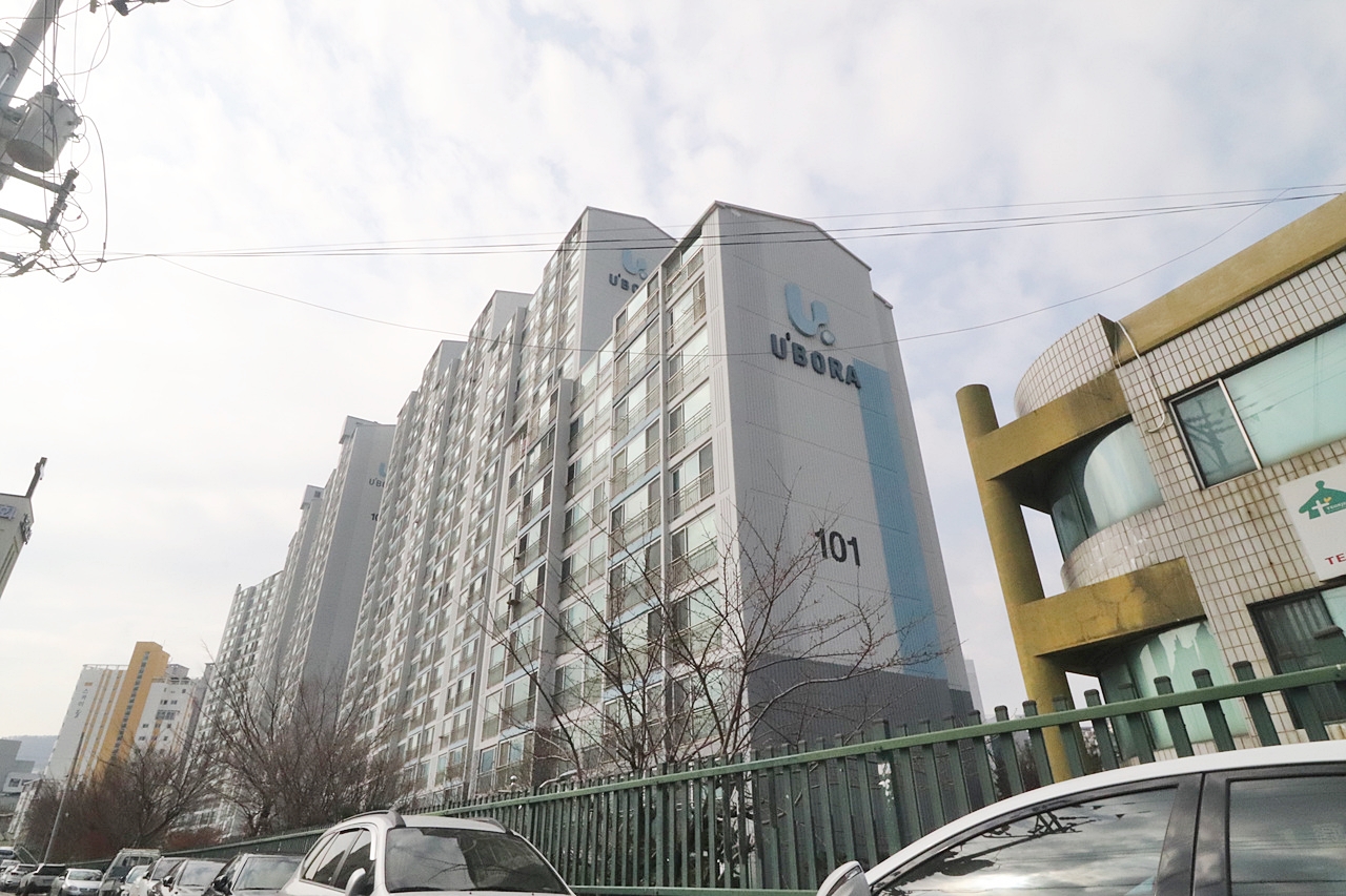 Building entrance with signage