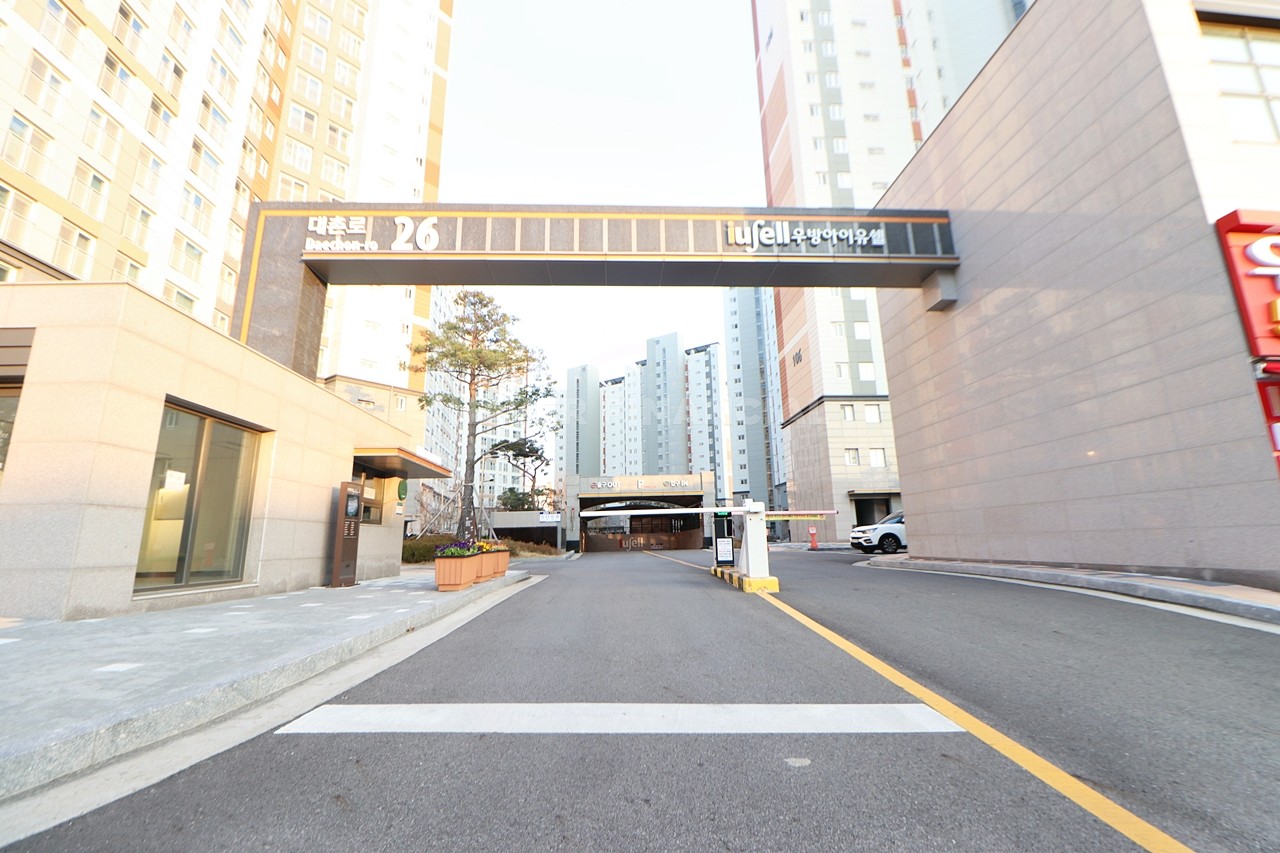 Building entrance with signage