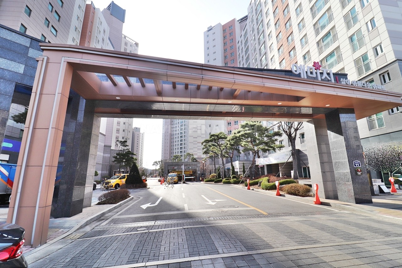 Building entrance with signage