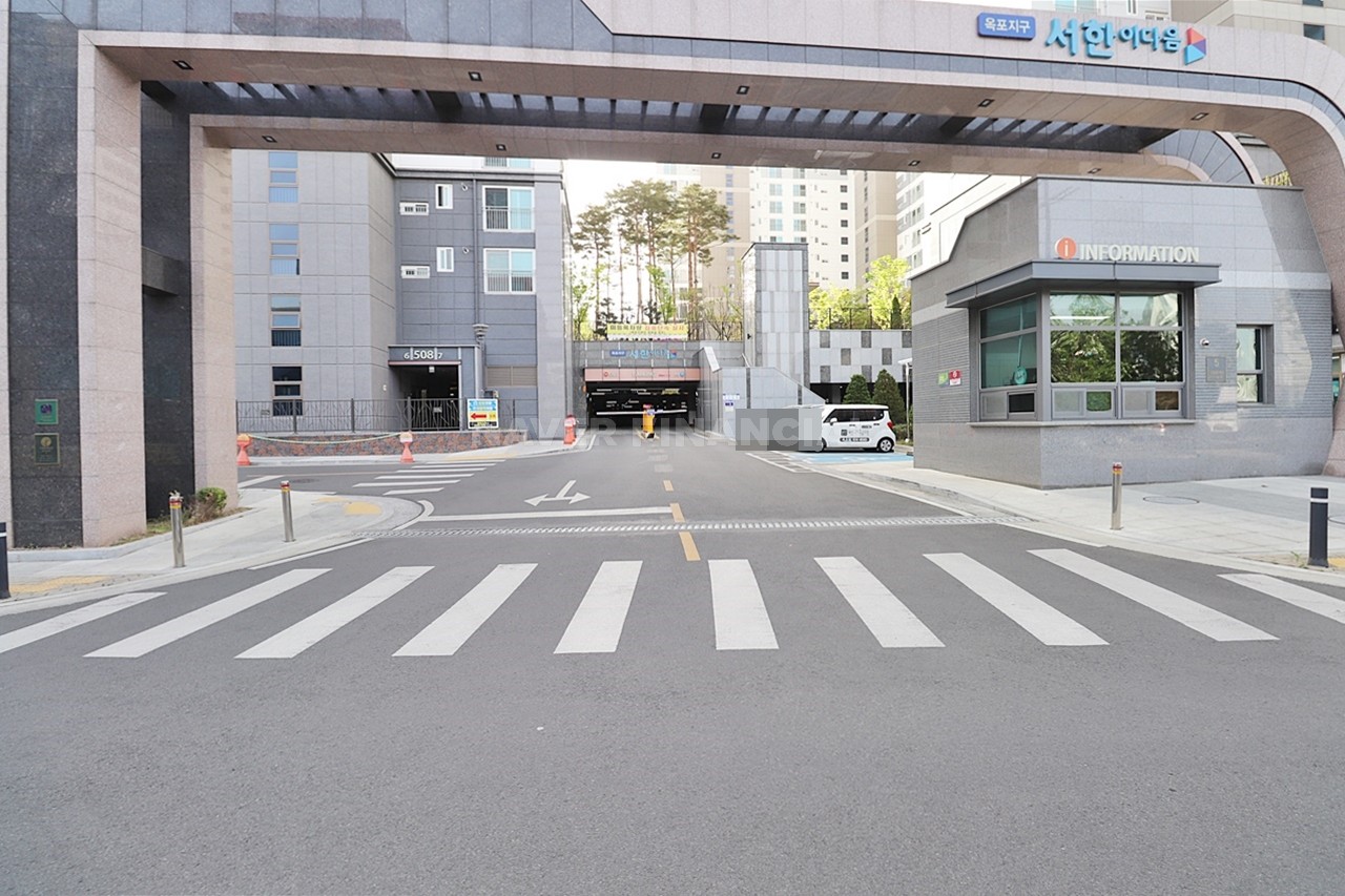 Building entrance with signage