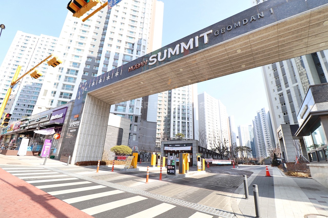Building entrance with signage