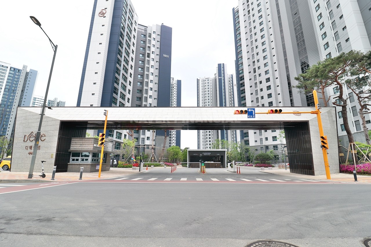 Building entrance with signage