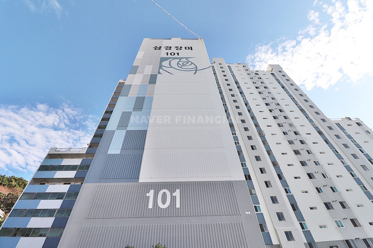 Building entrance with signage