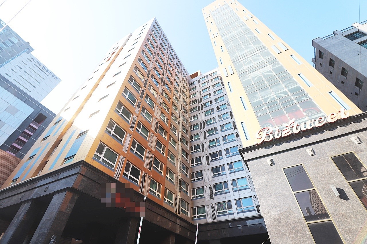Building entrance with signage
